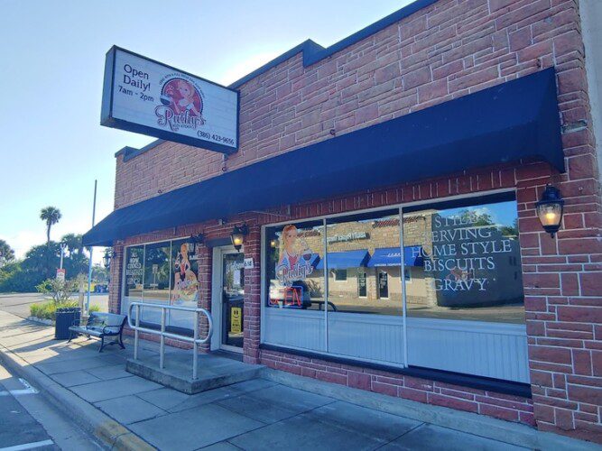 Ruthy's Kozy Kitchen Daytona Beach Vacation Rentals LaFerias