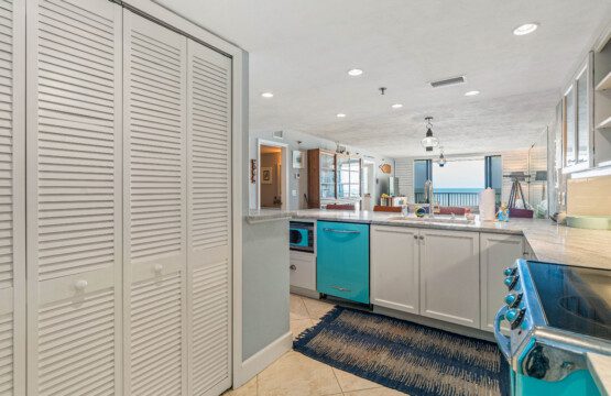 00423023 c213 4822 9dc0 aaad215f9e77