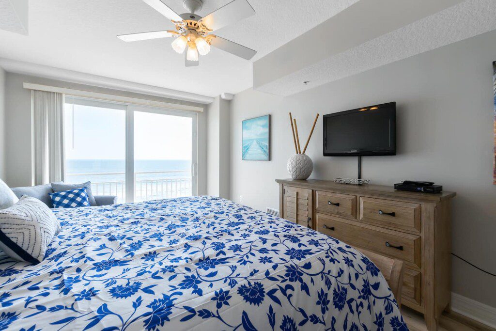 2eeea87d 6eea 4d75 9f7f e6dd5ea9ba00