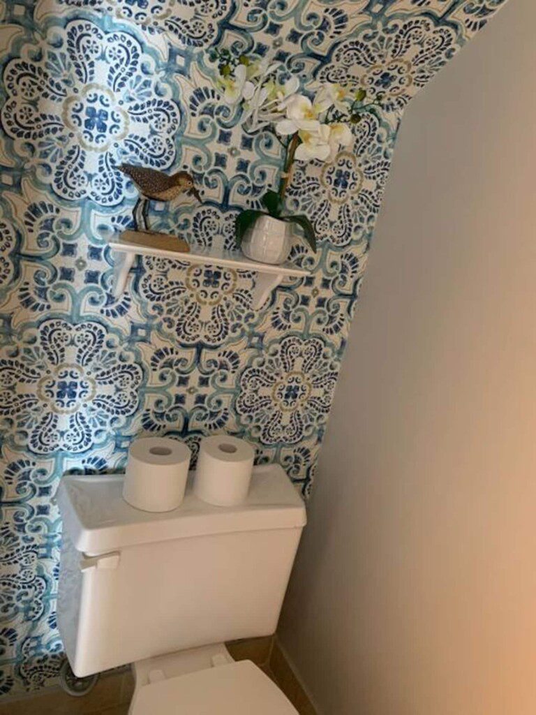 31b3c5b9 714d 4500 aebc d938c13f9099