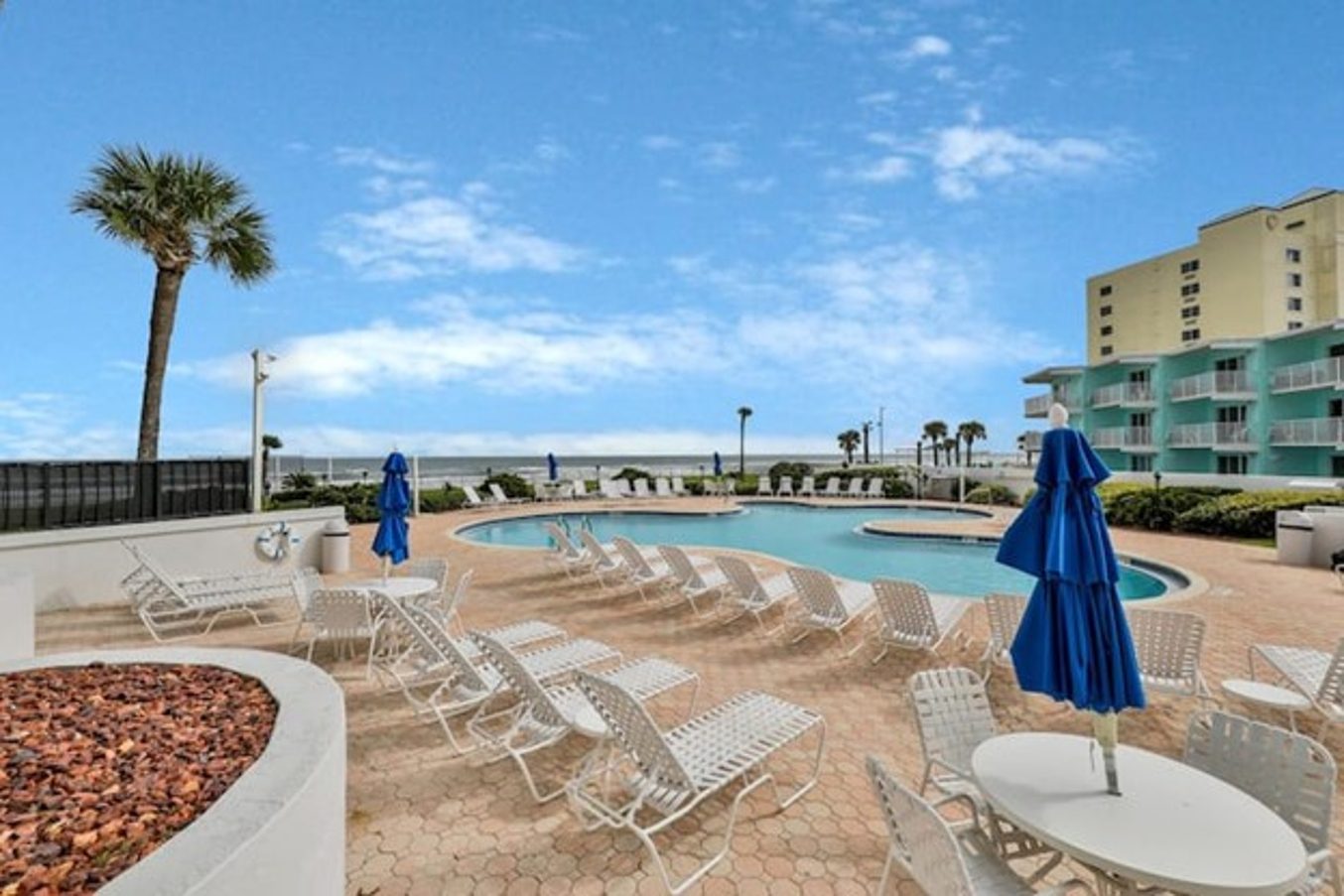 8d80d2bf ea83 4867 acaf 864c9668ed3d