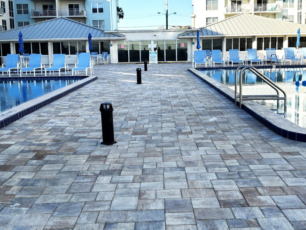 ad1d6d1c 1563 437b a256 77aa4f18500f