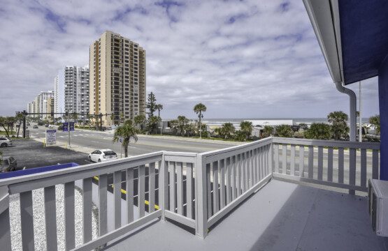 baf655c3 3008 4a93 a740 687db1d4071b