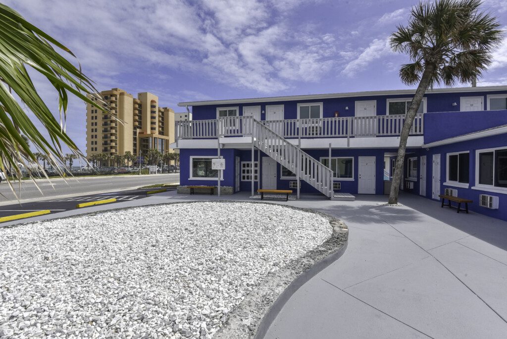 c747b4d3 608e 4d82 a4fa 43c041f3e611