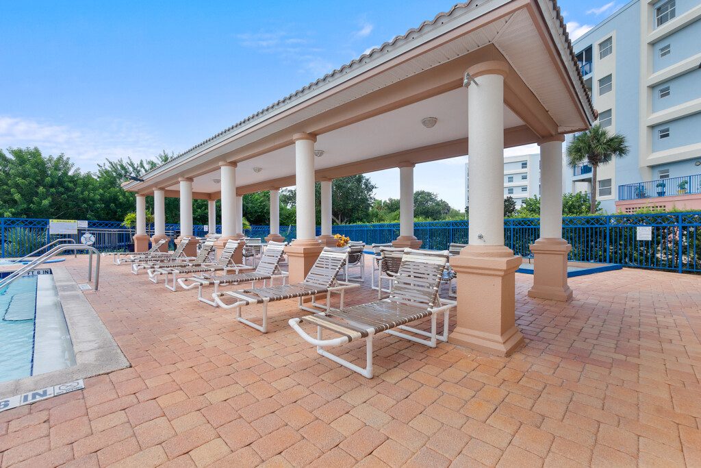 c8e27f90 30f8 43e2 b01e d9a3ac05cfe2