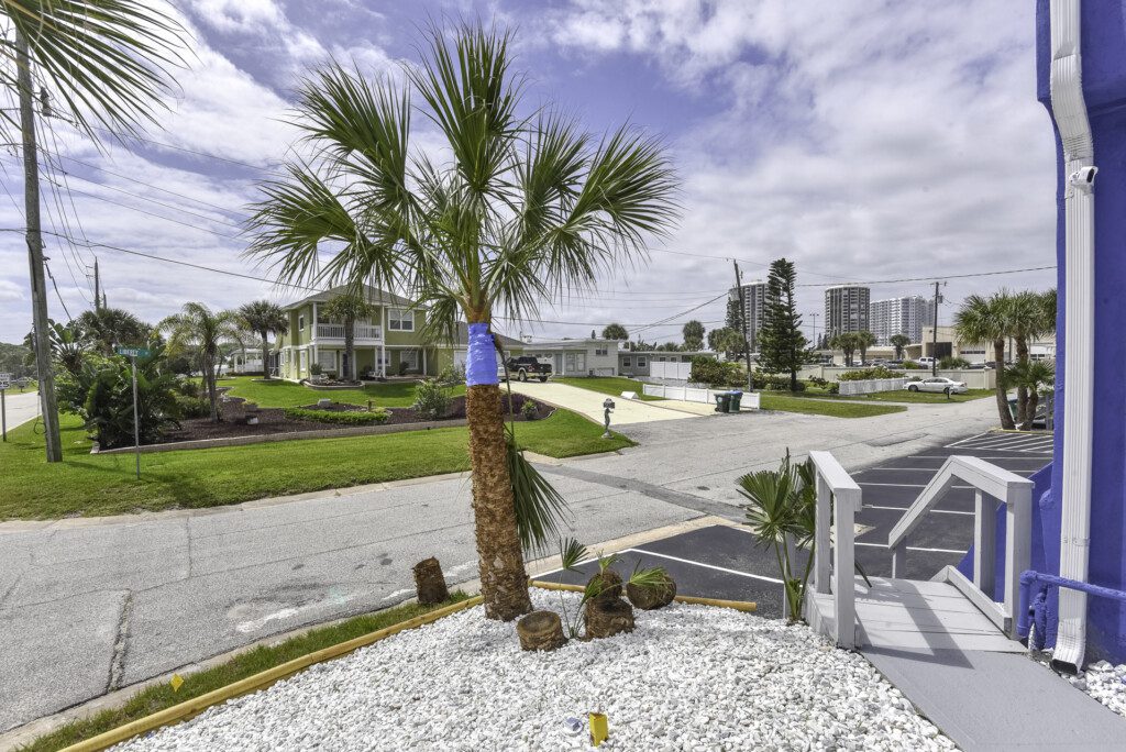 e85563d3 5985 4858 8830 b96b254b25f5