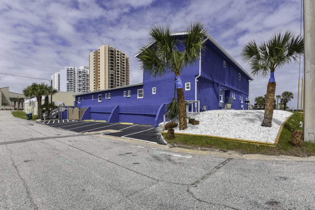 f21679ff b780 4640 81a5 a5ca824ba3ad