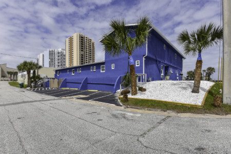 f21679ff b780 4640 81a5 a5ca824ba3ad